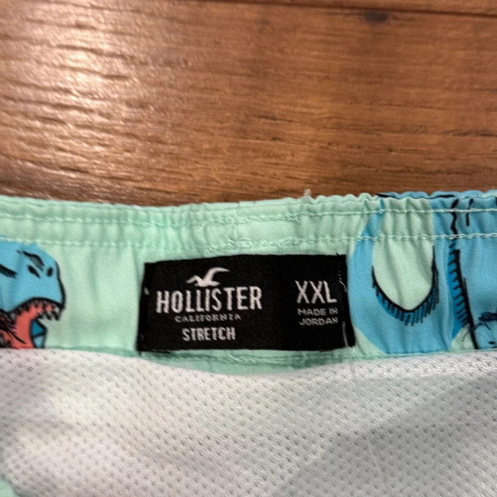 Hollister Swim Shorts NWT Mens Size XXL 2XL Trunks Lined Surf Dinosaurs Dinosaur